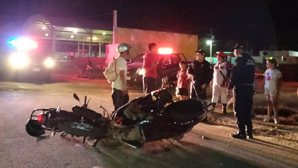 Al sitio llegaron policías municipales que solicitaron la presencia de los tutores de ambos conductores Al sitio llegaron policías municipales que solicitaron la presencia de los tutores de ambos conductores