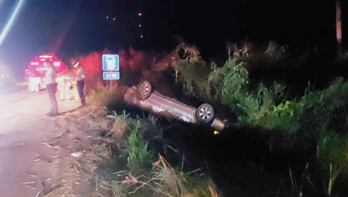 La unidad de carga que invadió el carril se dio a la fuga La unidad de carga que invadió el carril se dio a la fuga