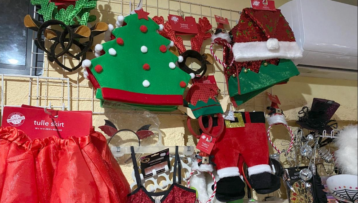 Las calles del centro de la ciudad se encuentran a reventar por las compras decembrinas