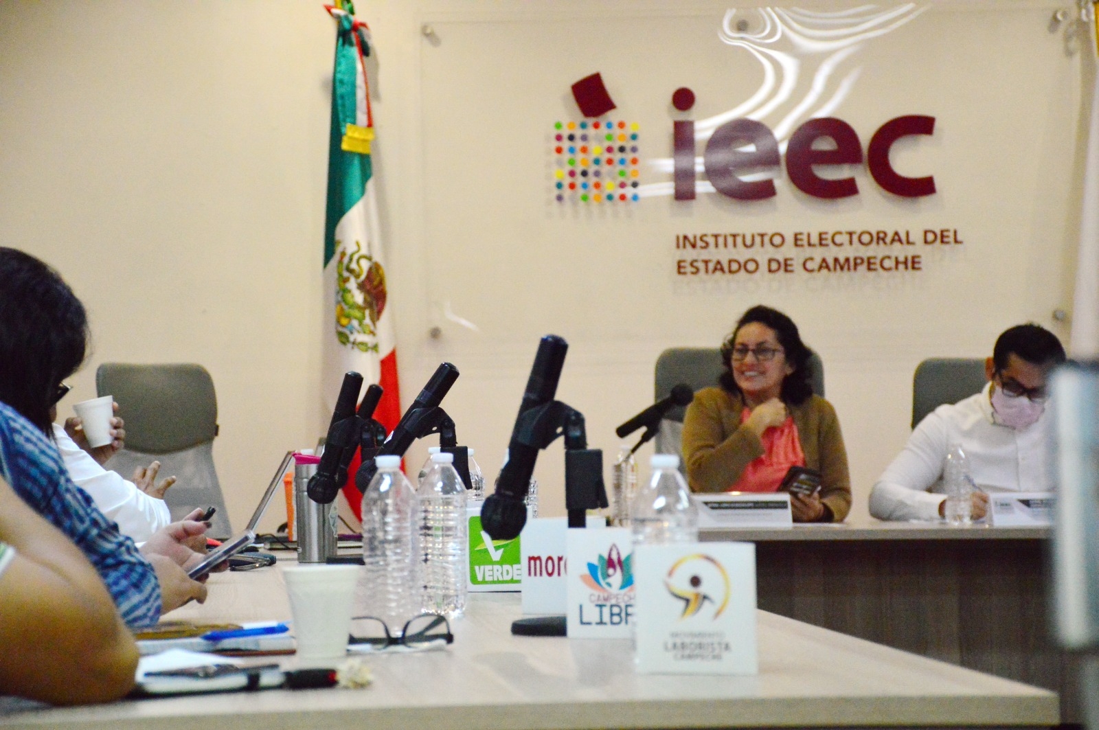El IEEC realiza sesión extraordinaria