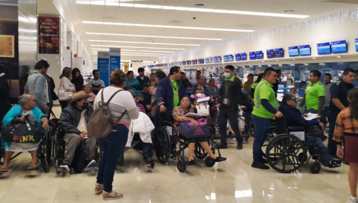 Dos de los vuelos mañaneros de llegada lo hicieron con minutos de anticipación