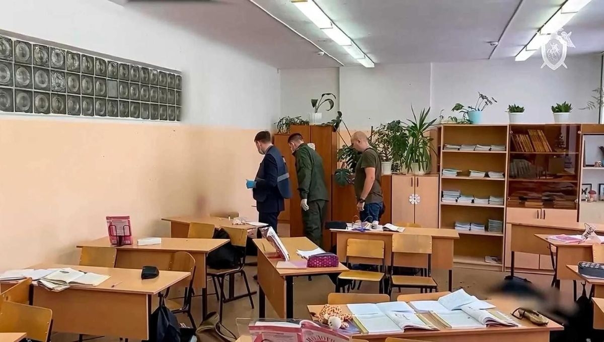 Una niña de 14 años llevó una escopeta su escuela en Bryansk, al oeste de Rusia y provocó la muerte de un compañero, además de dejar 5 heridos antes de suicidarse