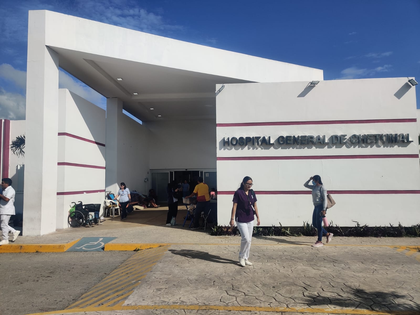 Se desbordan los sintomas de gripe en el hospital de Chetumal