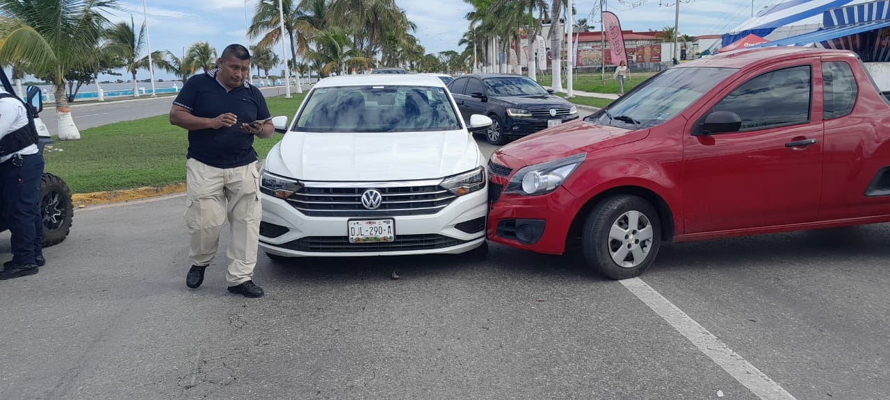 Un tramo del malecón de Campeche se encuentra cerrado por marcha contra la violencia Un tramo del malecón de Campeche se encuentra cerrado por marcha contra la violencia