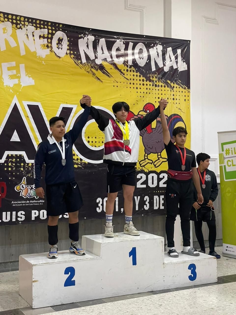 Quintanarroenses triunfan en el Torneo del Pavo