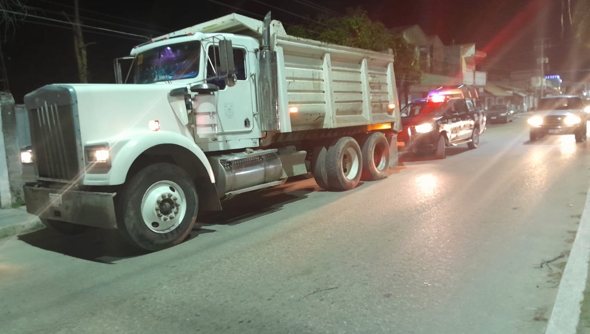 El volquetero fue multado en calles más adelante