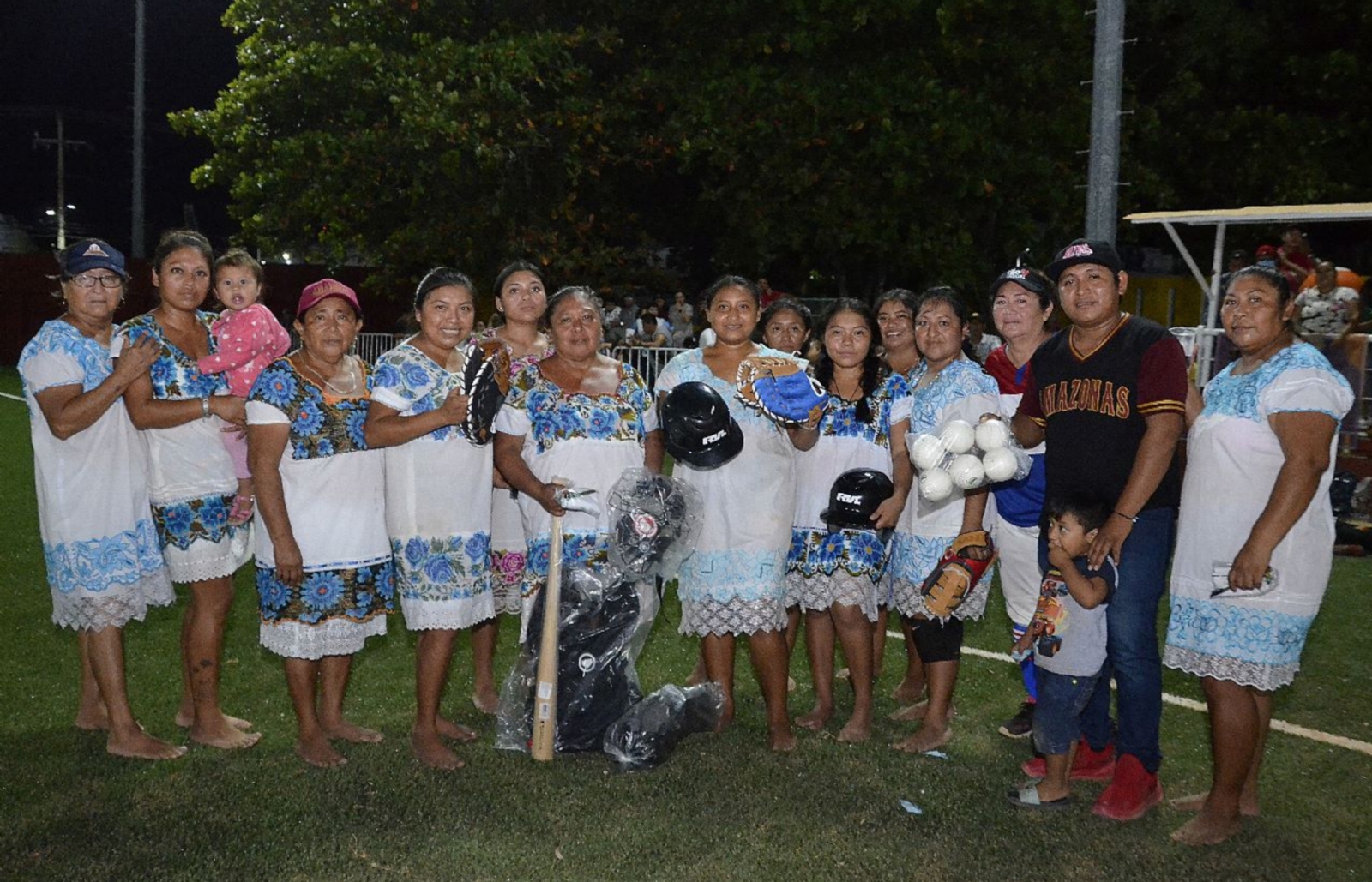 Las Amazonas de Yaxunah debutarán en la feria anual de Chekubul