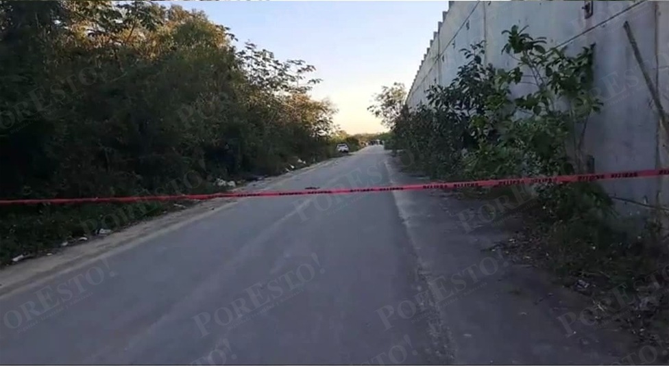 Arribaron elementos de la Policía de Investigación, Peritos y Servicio Médico Forense al lugar de los hechos Arribaron elementos de la Policía de Investigación, Peritos y Servicio Médico Forense al lugar de los hechos