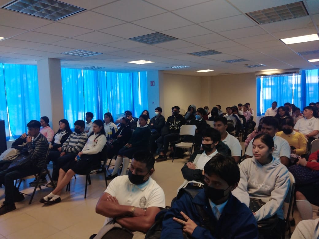 Estudiantes de Sabancuy escucharon la charla 'amor y otras cosas' con motivo del Día del Amor y la Amistad Estudiantes de Sabancuy escucharon la charla 'amor y otras cosas' con motivo del Día del Amor y la Amistad