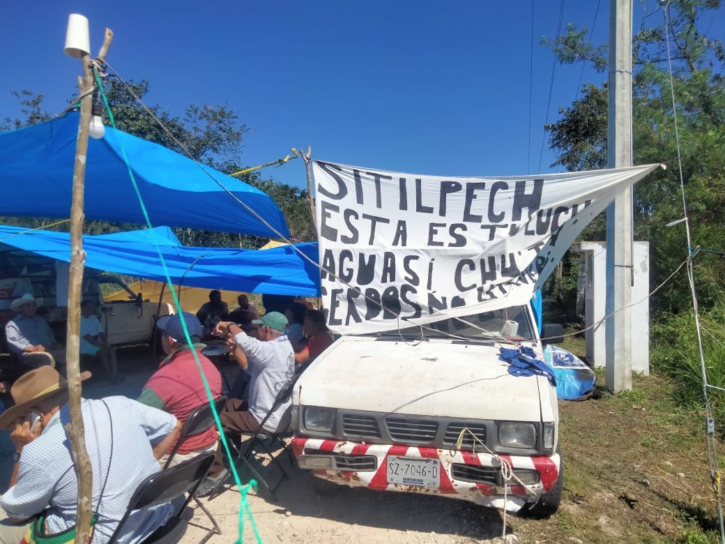 Los pobladores declaran que el Comisario les ha dado la espalda y está apoyando a la Granja Kekén
