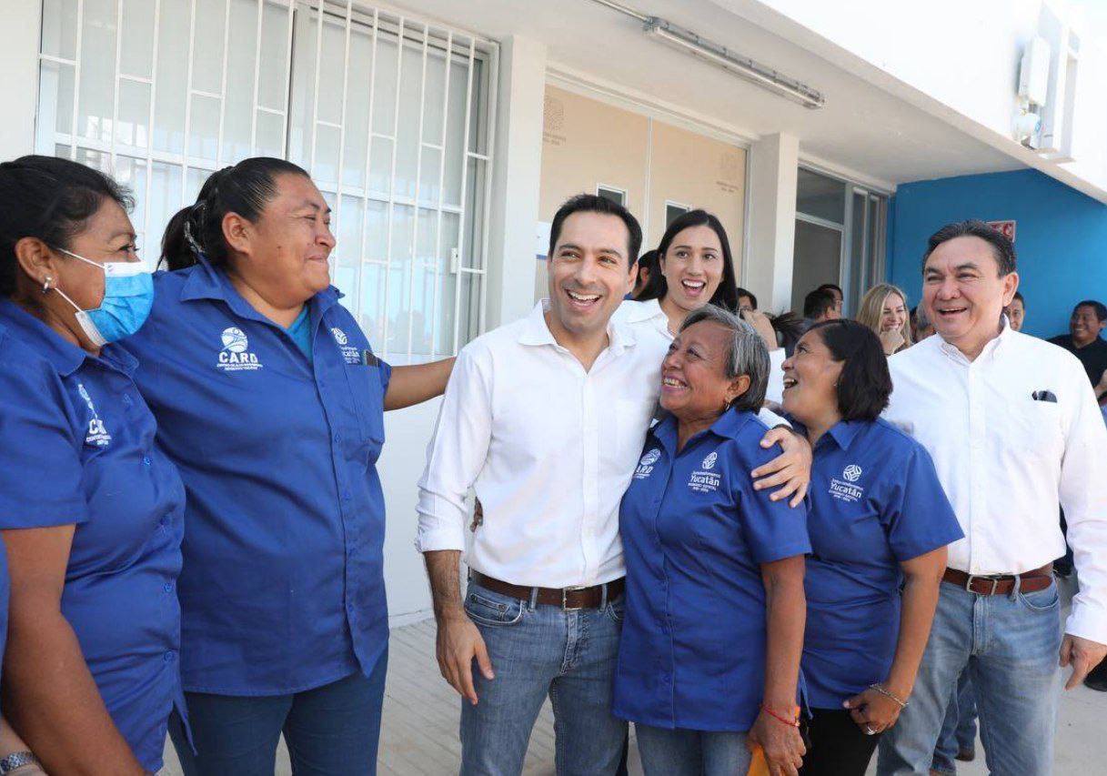 Mauricio Vila en la inauguración del CARD