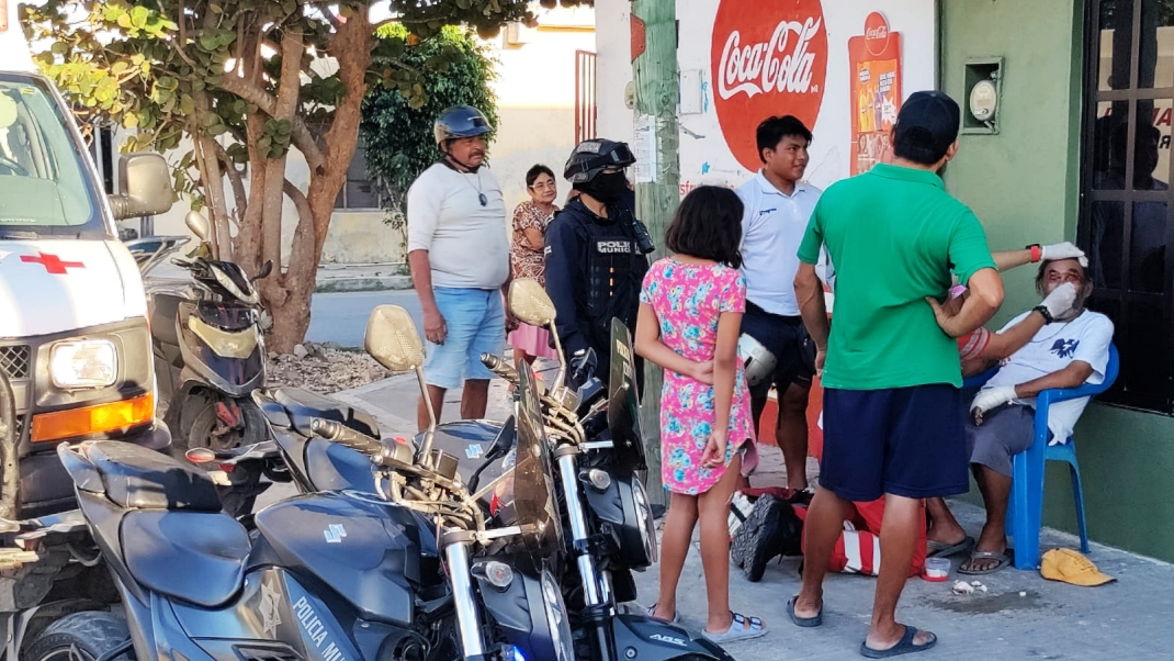 Testigos mencionaron que la caída se debió a un resbalón del abuelito Testigos mencionaron que la caída se debió a un resbalón del abuelito