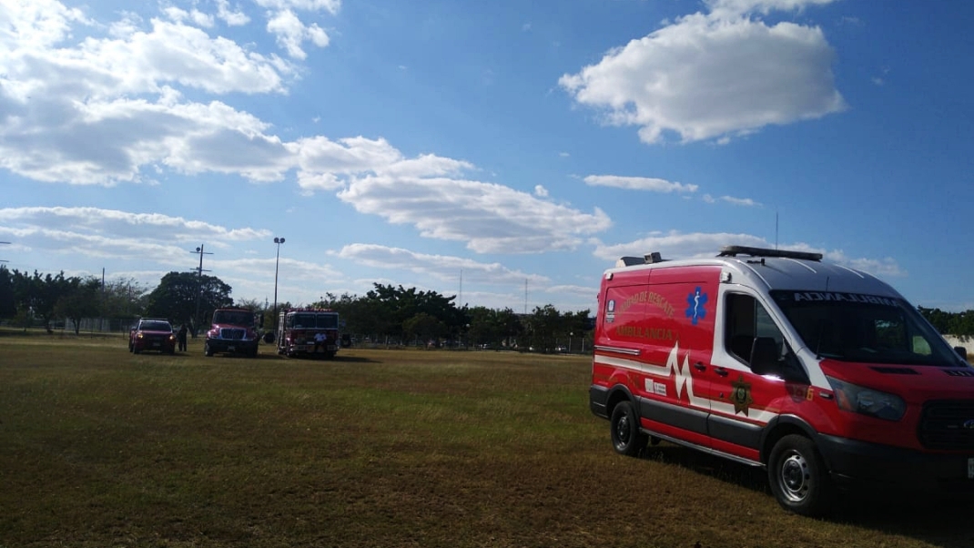 Fue en el campo de la inalámbrica donde aterrizó el helicóptero Fue en el campo de la inalámbrica donde aterrizó el helicóptero