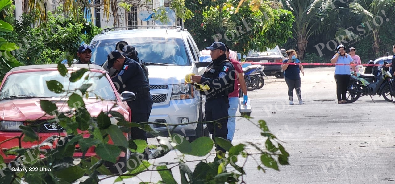 Los hombres huyeron del sitio después de disparar Los hombres huyeron del sitio después de disparar