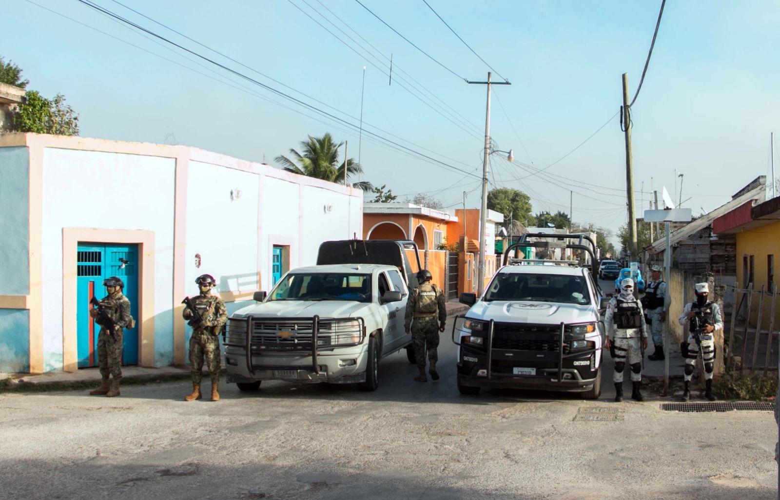 Dos personas fueron detenidas al ser vinculadas con narcomenudeo en Maní Dos personas fueron detenidas al ser vinculadas con narcomenudeo en Maní