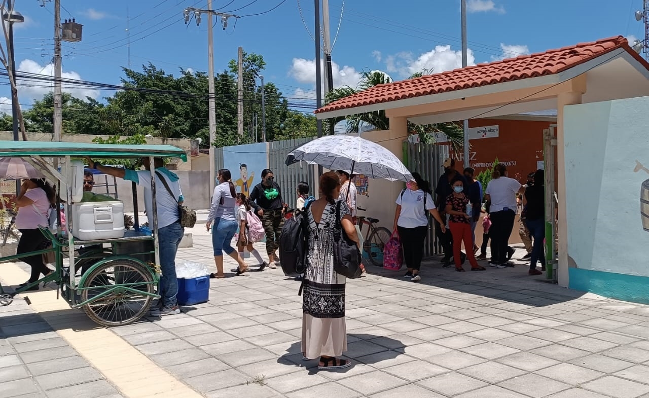 A pesar de que no hay Carnaval en Candelaria, estudiantes del municipio perderán casi una semana de clases A pesar de que no hay Carnaval en Candelaria, estudiantes del municipio perderán casi una semana de clases