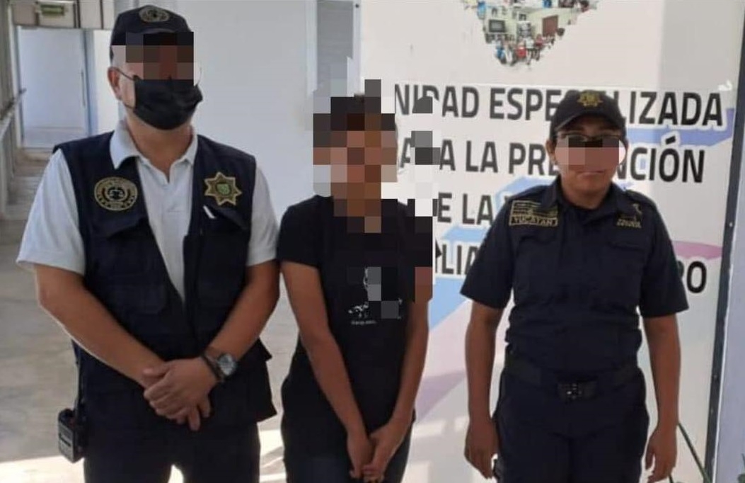 Tras la desaparición de una joven de 15 años en Mérida se activó la Alerta Amber para su búsqueda Tras la desaparición de una joven de 15 años en Mérida se activó la Alerta Amber para su búsqueda