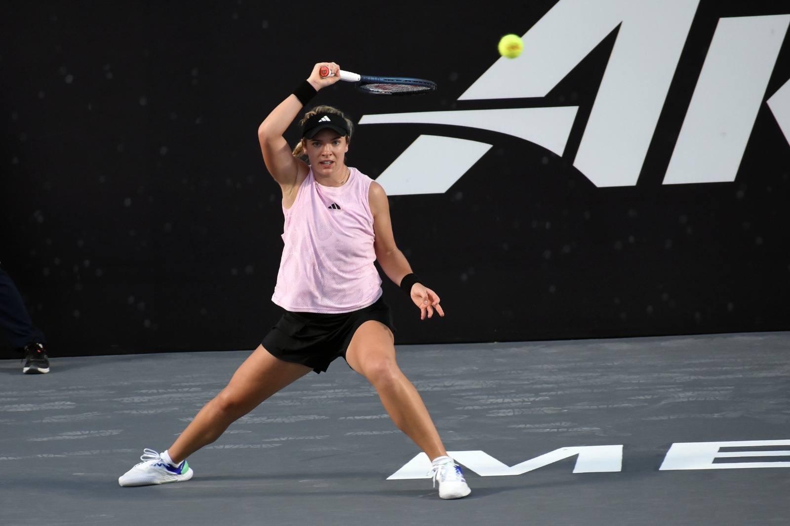 La australiana Kimberly Birrell salió victoriosa este miércoles en el Mérida Open La australiana Kimberly Birrell salió victoriosa este miércoles en el Mérida Open