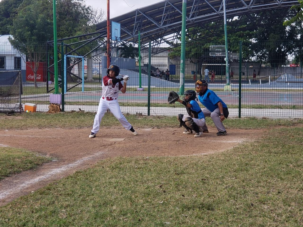 El partido se realizó en la Unidad Deportiva “José María Morelos y Pavón” de Cancún El partido se realizó en la Unidad Deportiva “José María Morelos y Pavón” de Cancún