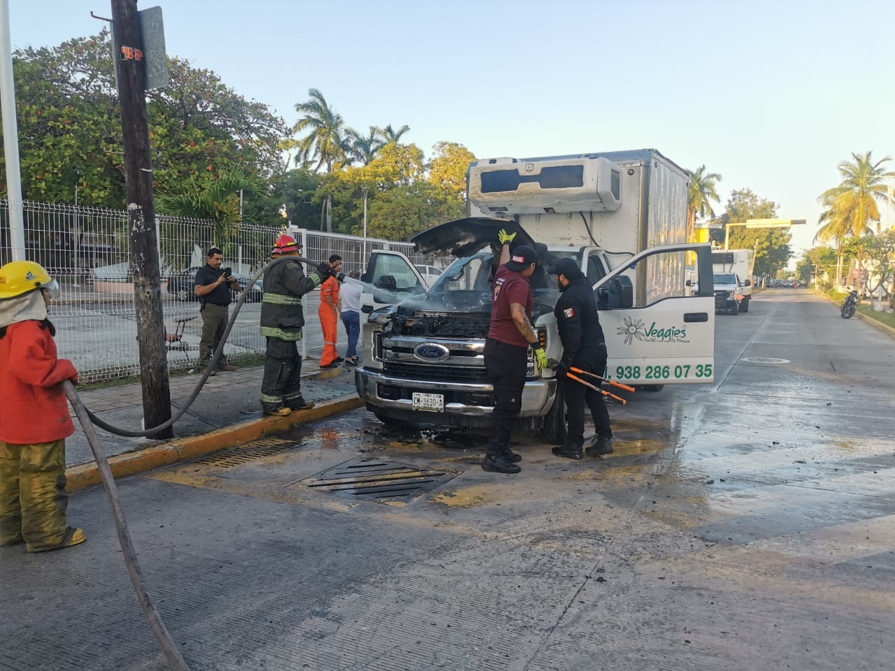 El cuerpo de Bomberos y Protección Civil lograron sofocar el fuego