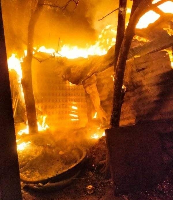 Las llamaradas dejaron daños materiales sin lesionados