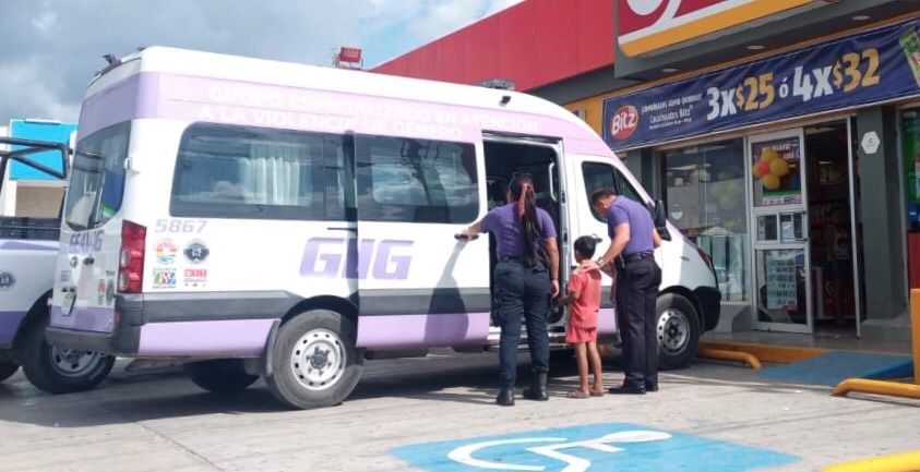 Rescatan a dos menores víctimas de maltrato por sus padres en Cancún