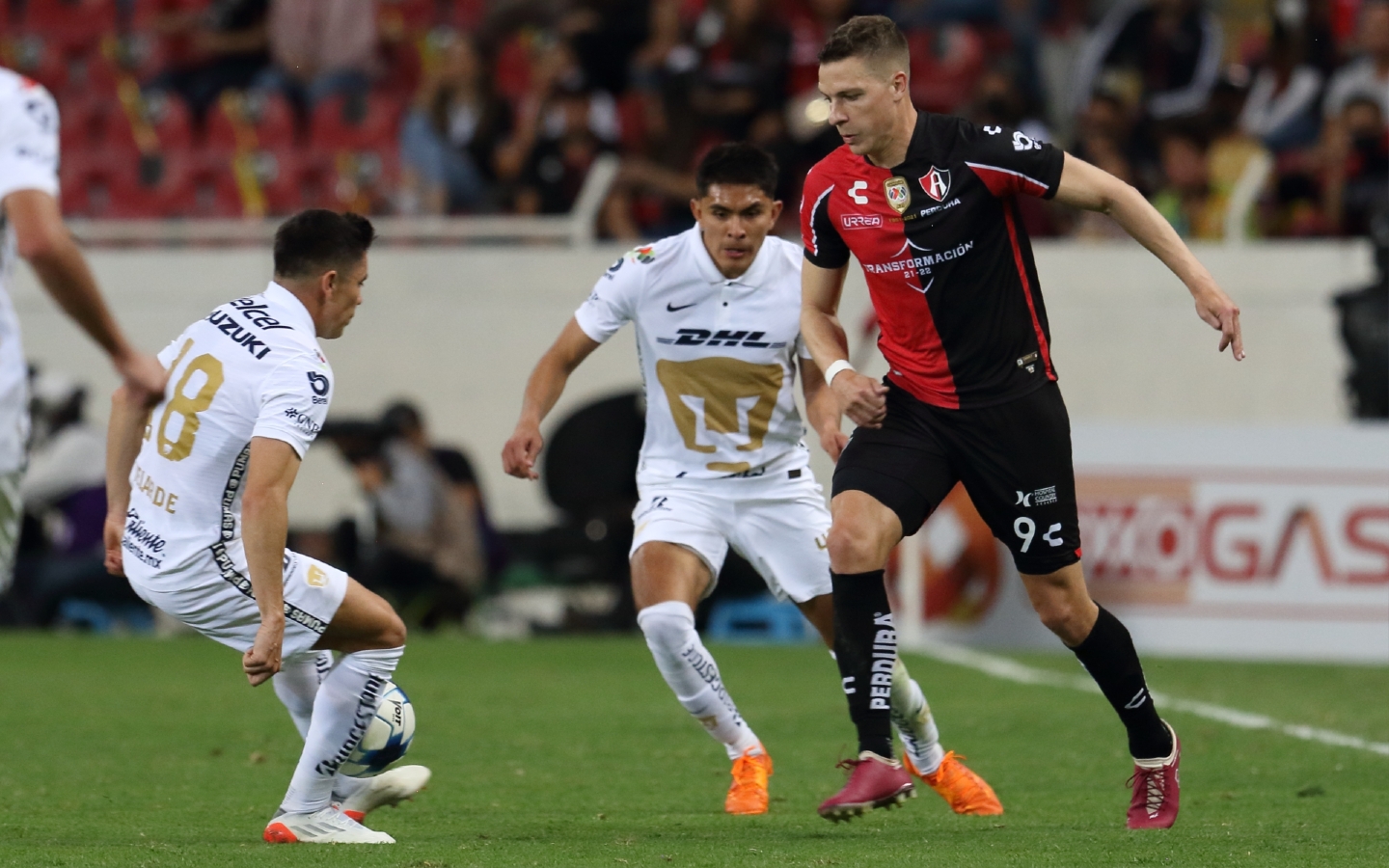 El encuentro entre los felinos y los rojinegros terminó con un empate 2-2
