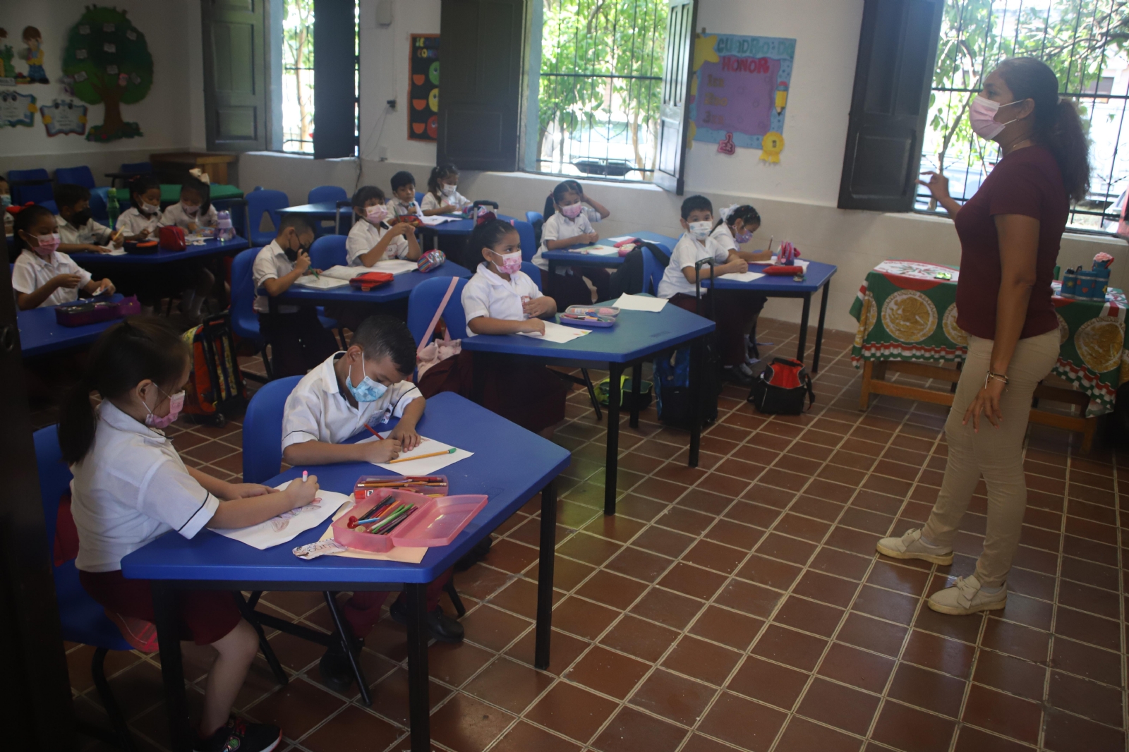 El próximo ciclo escolar se enseñará este inglés a alumnos de educación básica de 700 escuelas