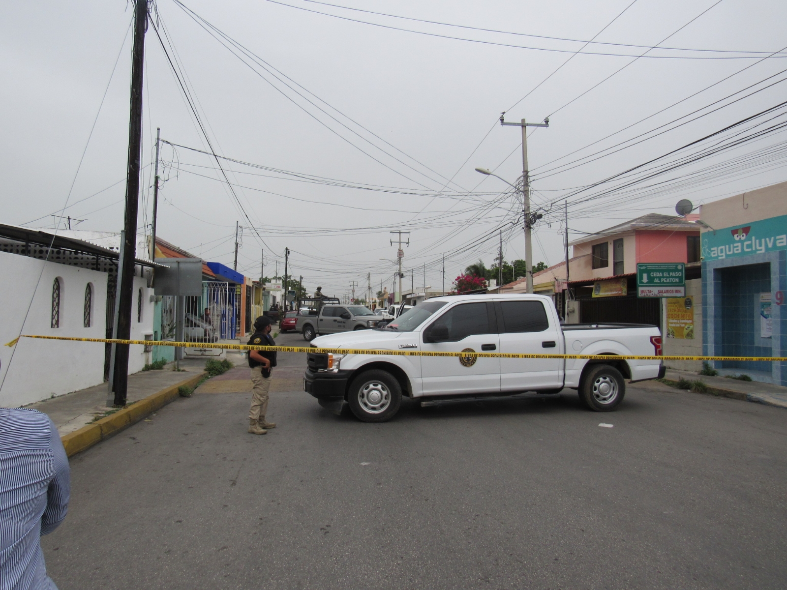 En respuesta a una denuncia ciudadana, elementos la FGR catearon un domicilio En respuesta a una denuncia ciudadana, elementos la FGR catearon un domicilio