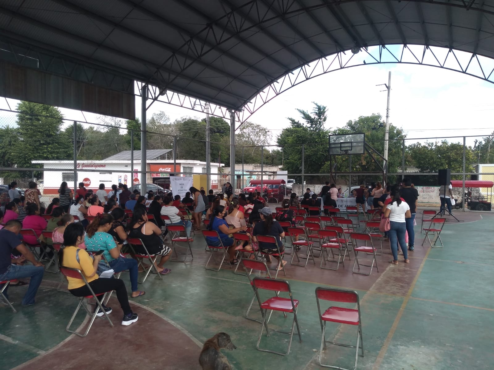 Estudiantes de nivel básico recibieron su beca este miércoles Estudiantes de nivel básico recibieron su beca este miércoles
