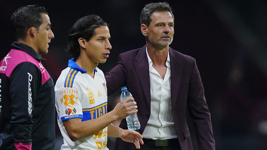 Diego Cocca ya no se presentó al entrenamiento de este día con Tigres Diego Cocca ya no se presentó al entrenamiento de este día con Tigres