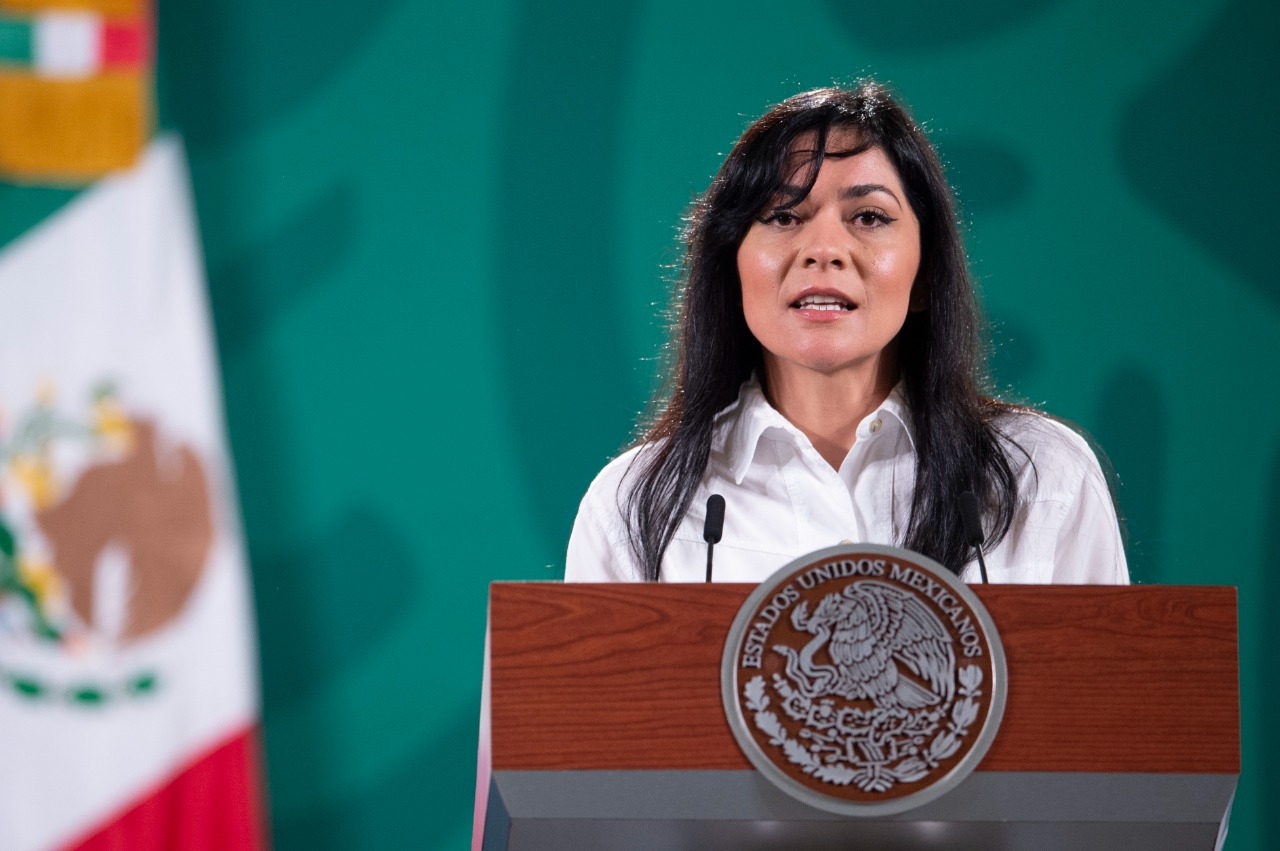 "¿Quién es quién en las mentiras?" por Elizabeth Vilchis