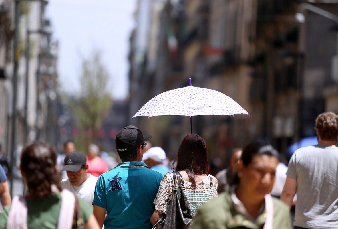 Habitantes de distintas entidades reportan temperaturas de 35 a 40