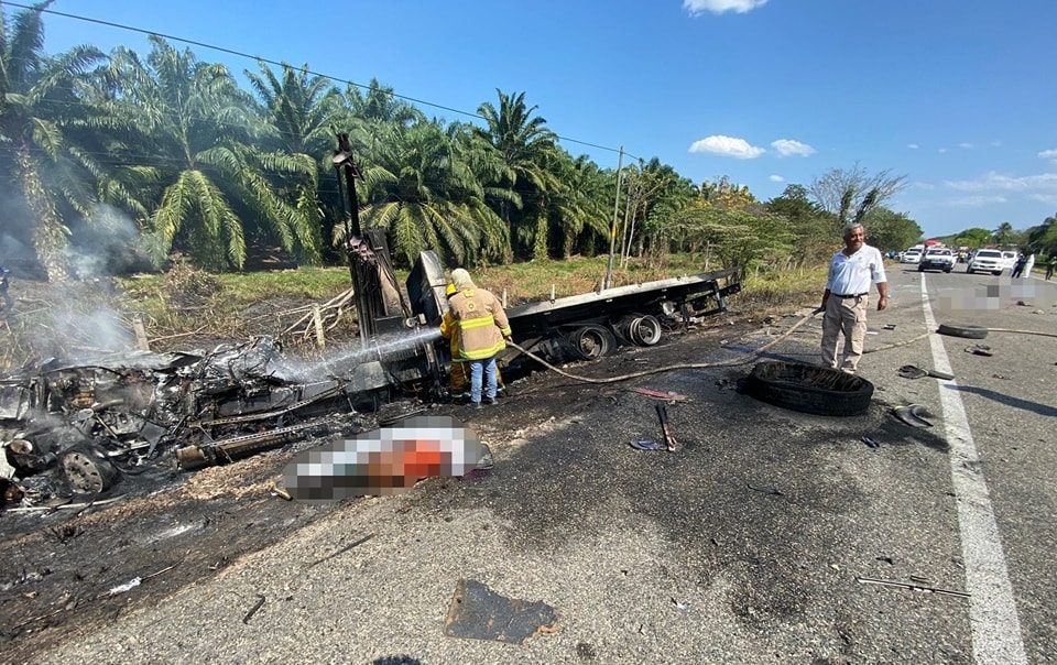 Accidente automovilístico en Palenque-Playas de Catazajá Accidente automovilístico en Palenque-Playas de Catazajá