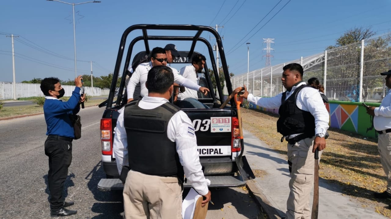 Acusan a policías municipales de defender a un ladrón en Ciudad del Carmen