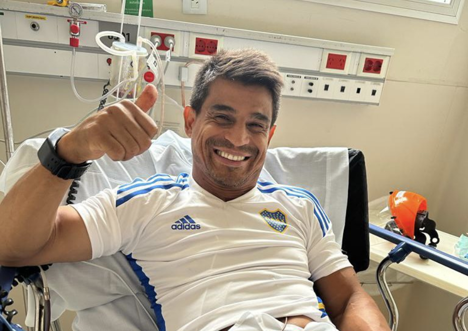 Entrenador de Boca Juniors fue trasladado de urgencia a un hospital