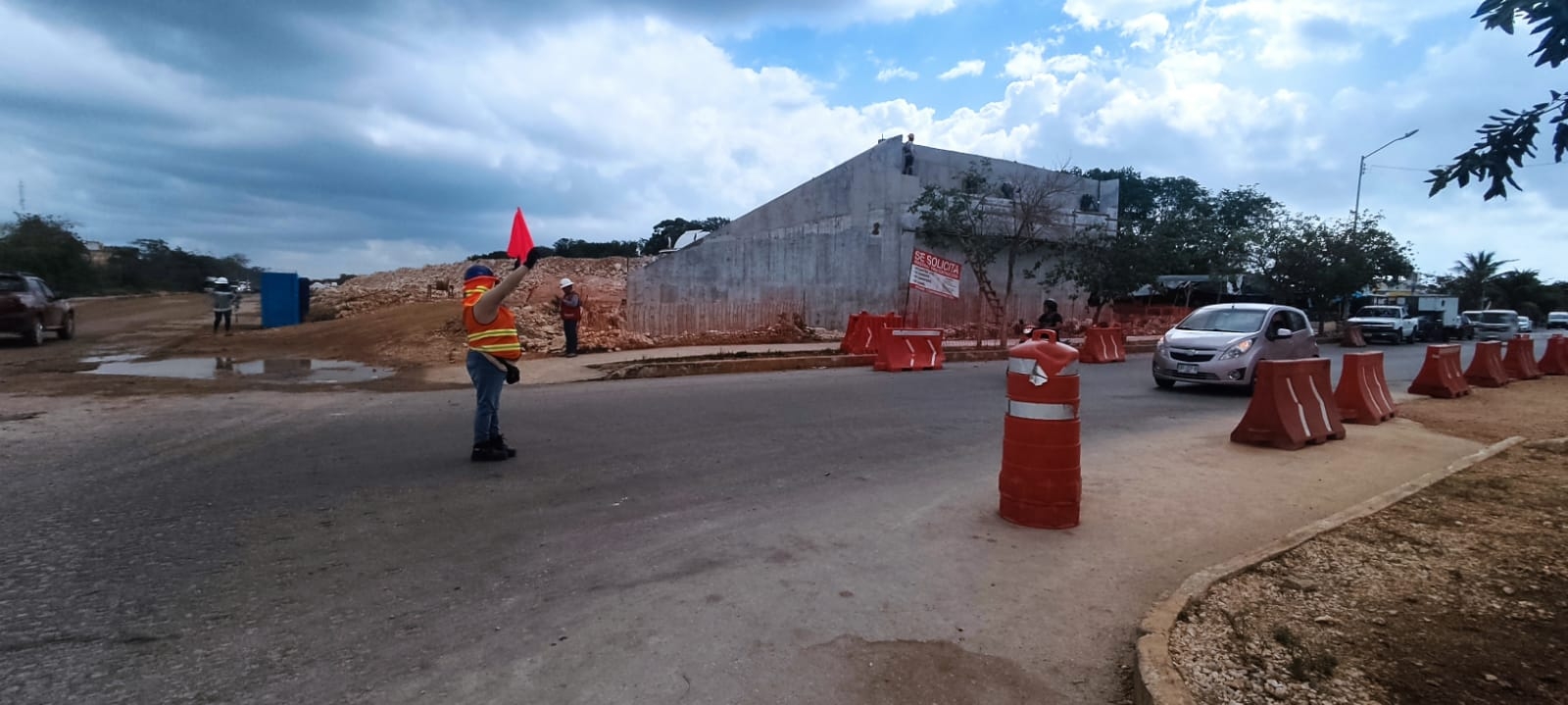 La situación del tráfico ya está siendo solucionada por las obreras