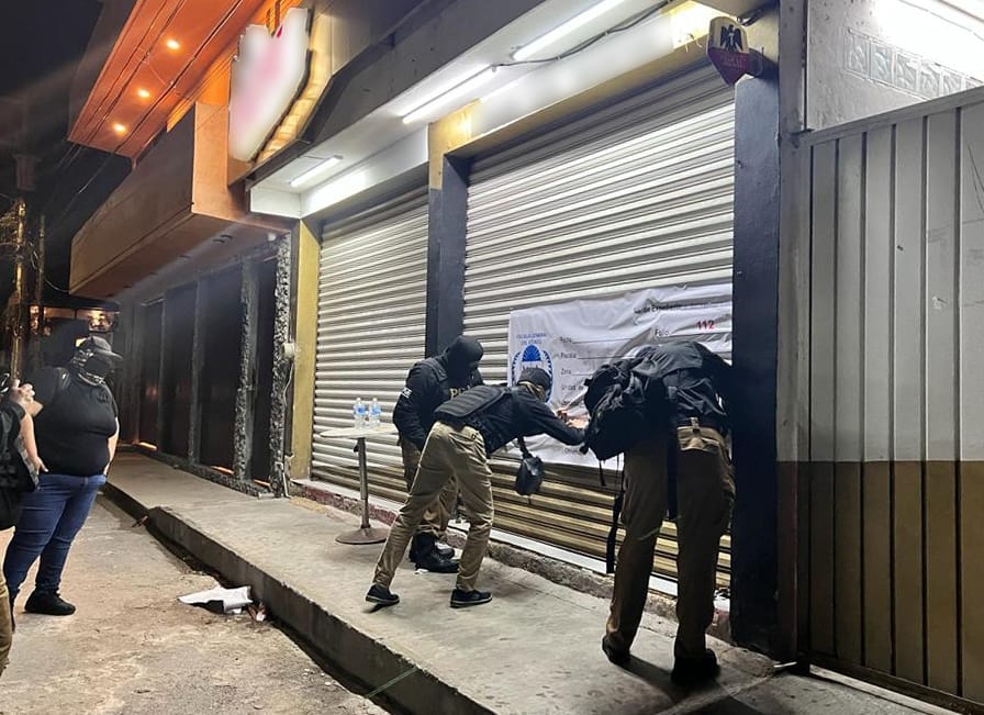 FGE de Quintana Roo catea establecimientos de Tulum; aseguran diversas drogas