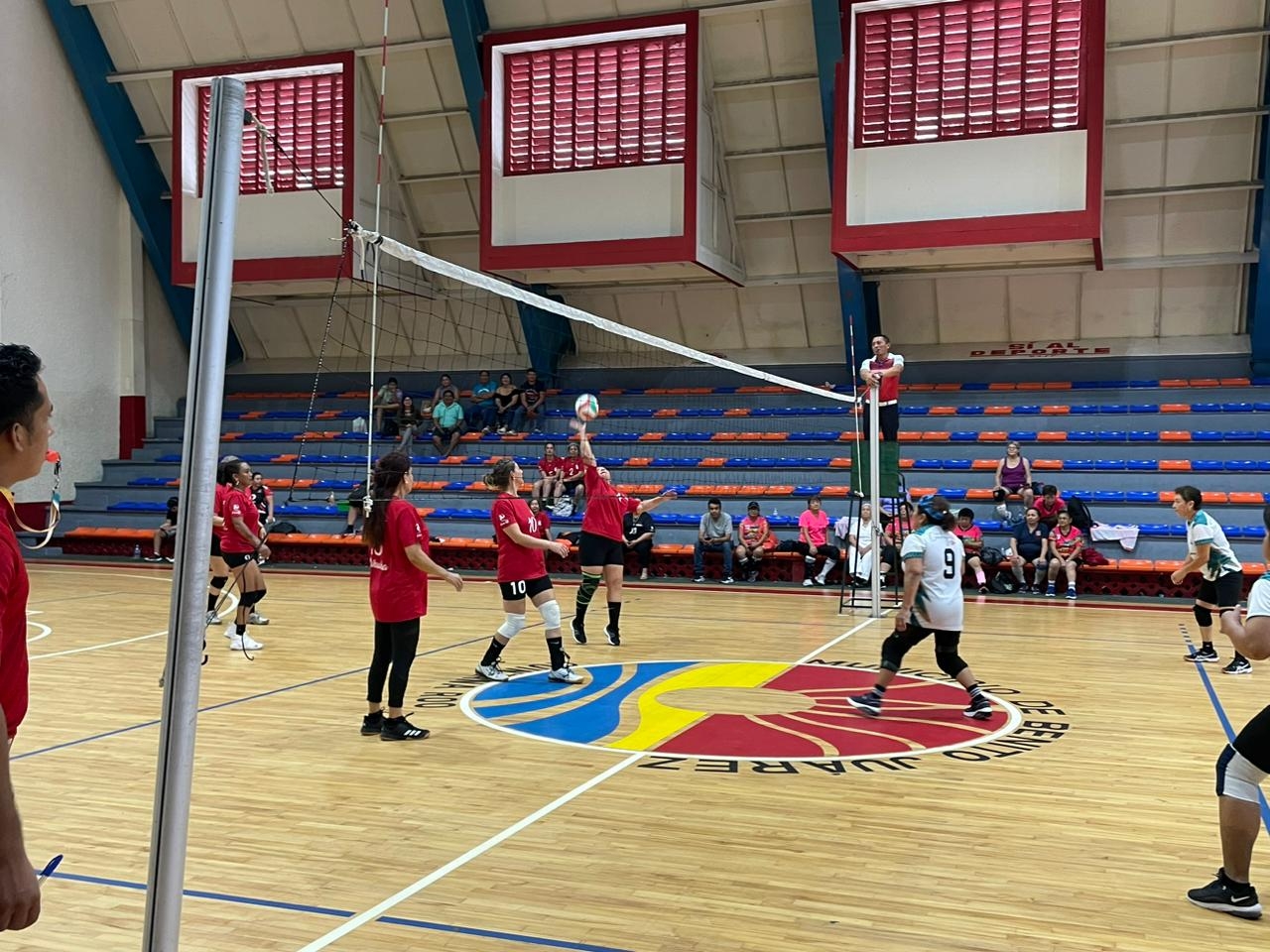 Las Ardillas de Chetumal cayeron por 25-12 y 25-17 ante Esmeraldas de Hidalgo Las Ardillas de Chetumal cayeron por 25-12 y 25-17 ante Esmeraldas de Hidalgo
