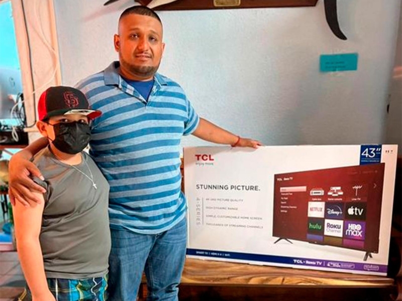 El repartidor fue nombrado empleado del mes por su honradez El repartidor fue nombrado empleado del mes por su honradez