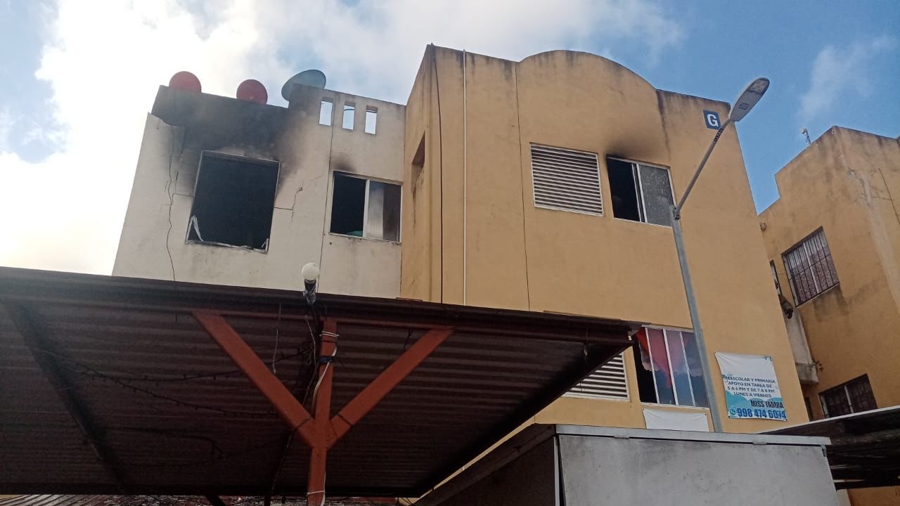 El reporte fue hecho al número de emergencia, por lo que llegaron integrantes del cuerpo de bomberos El reporte fue hecho al número de emergencia, por lo que llegaron integrantes del cuerpo de bomberos