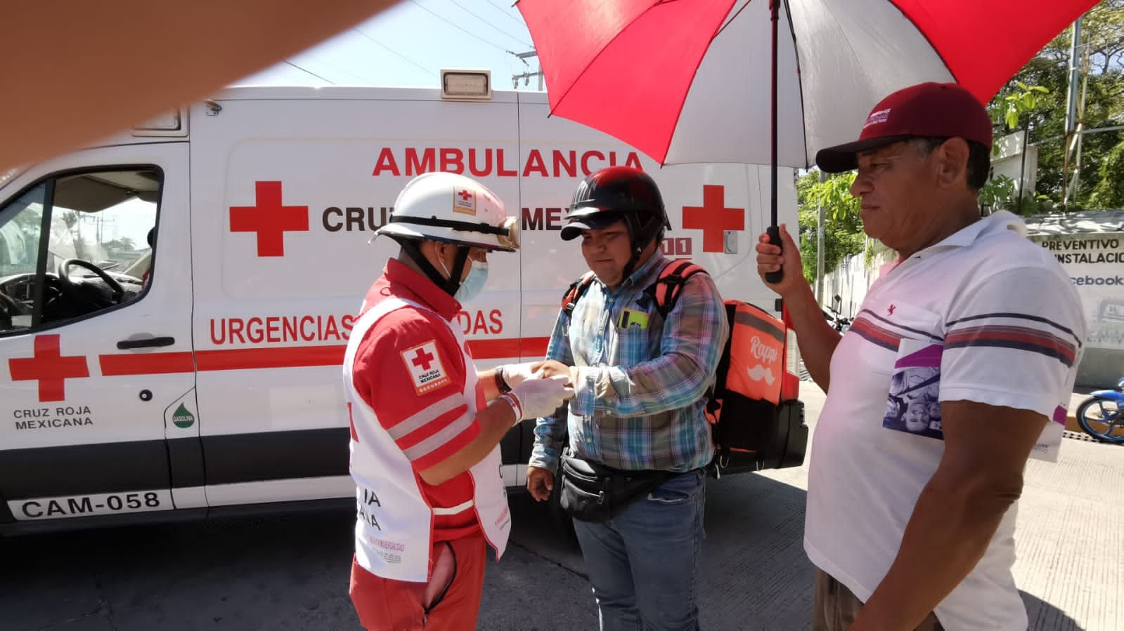 Paramédicos atendieron al repartidor de Rappí