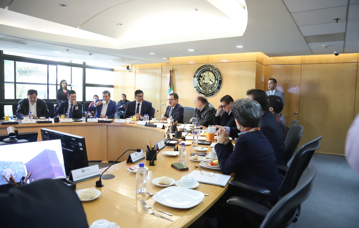 Se especifica que la quinteta de aspirantes para ocupar la presidencia del INE deberá estar integrada exclusivamente por mujeres
