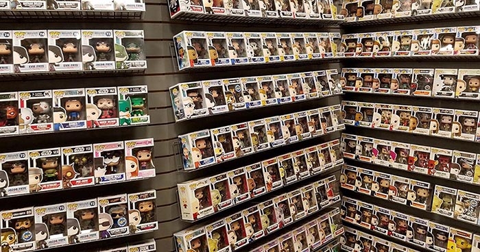 Mexicano busca romper el récord de la colección más grande de Funkos del mundo