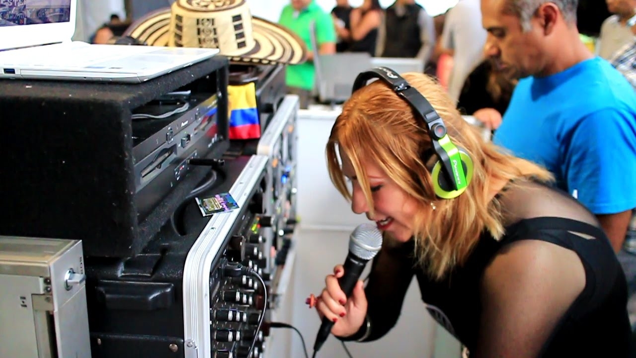 Mujeres sonideras