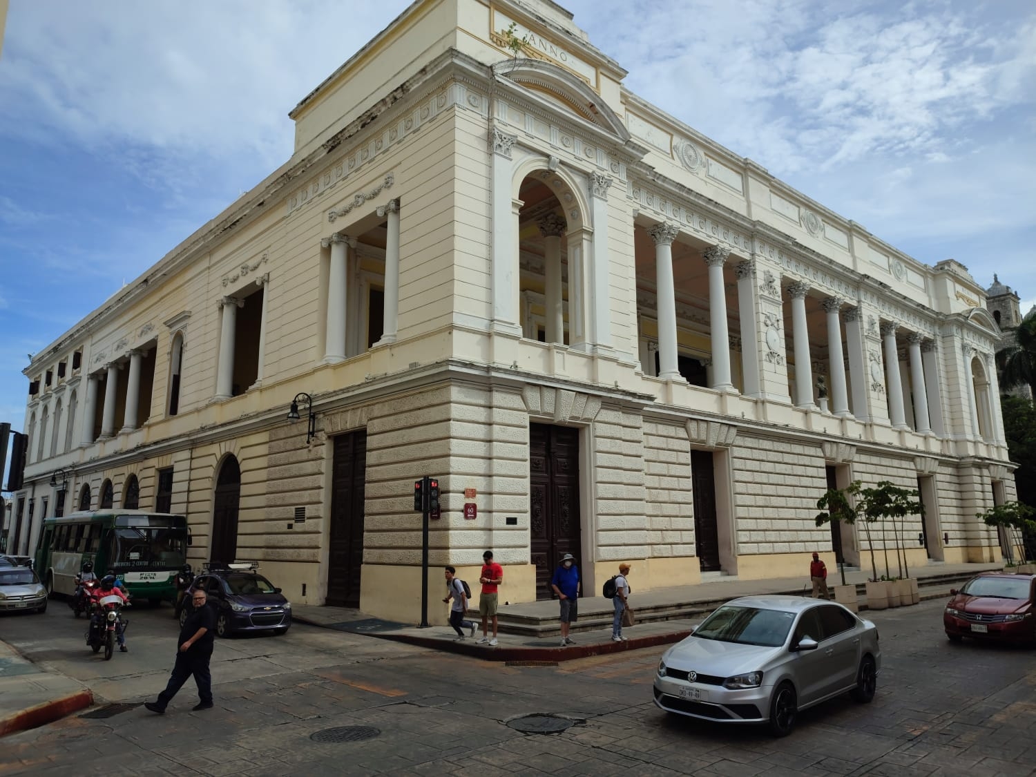 La primera etapa de recuperación del teatro Peón Contreras de Mérida ha finalizado para abrir las galerías