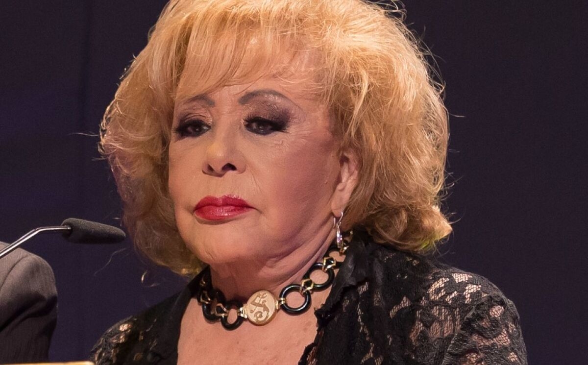 Silvia Pinal, nueva reina de los inmortales