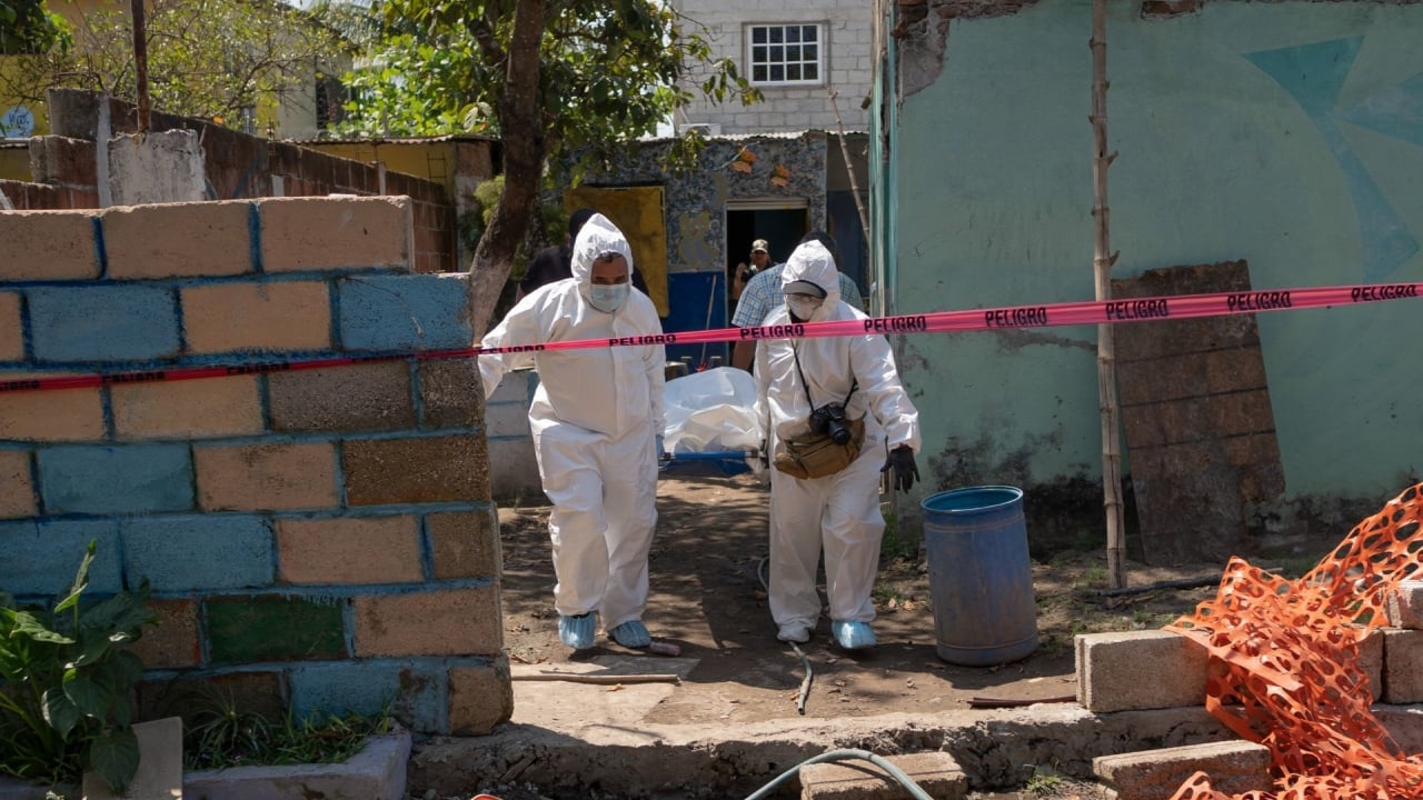 Encuentran muerta a mujer albañil en construcción del EDOMEX Encuentran muerta a mujer albañil en construcción del EDOMEX