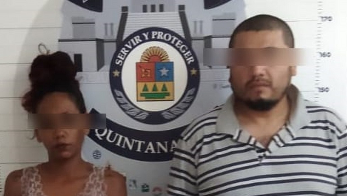 Ambas personas estaban repartiendo las sustancias prohibidas