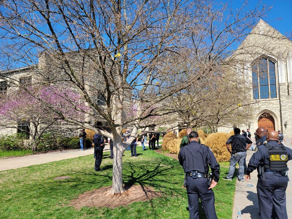 El hombre asesinó a al menos 3 niños en el The Convent School de Nashville